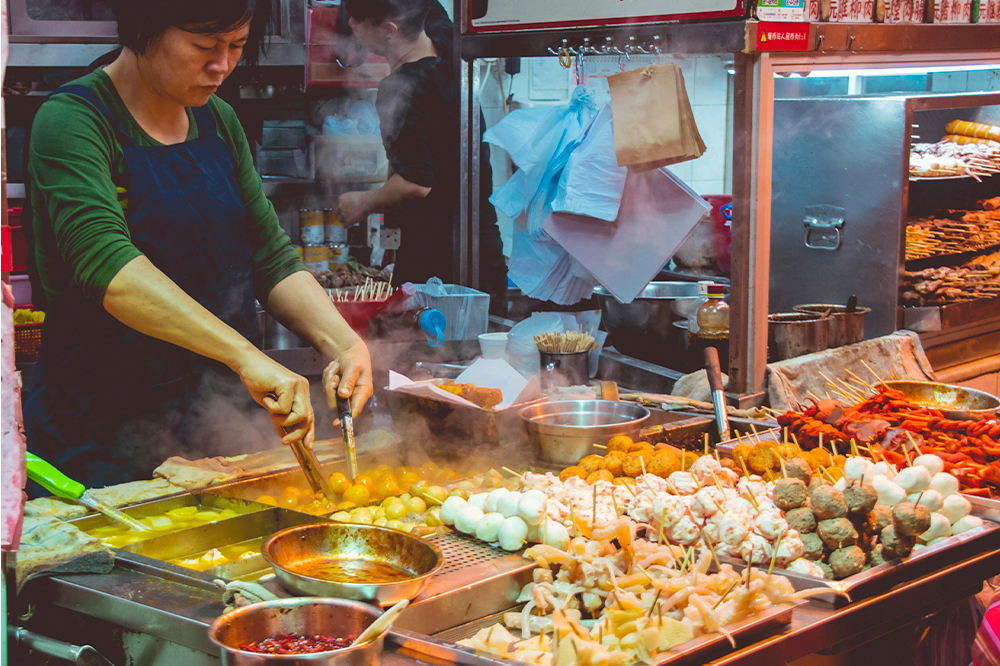 A Guide to The Rise of Gourmet Street Food: Trends and Top Picks